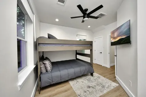 2007 Briley Street Houston TX 77004