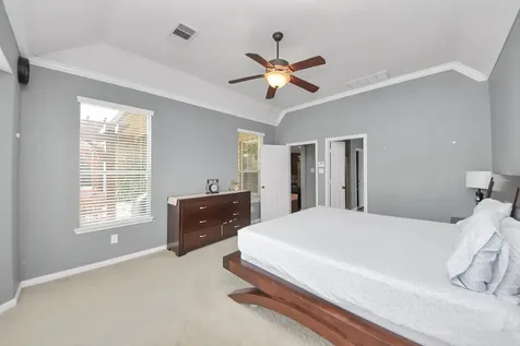 12912 Southern Manor Drive Pearland TX 77584