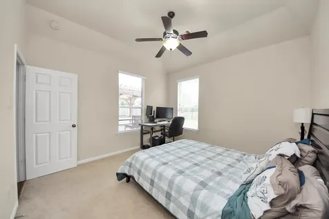 12912 Southern Manor Drive Pearland TX 77584