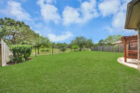 12912 Southern Manor Drive Pearland TX 77584