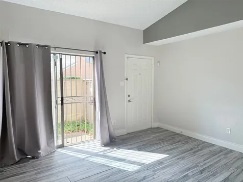 6701 Sands Point Drive 48 Houston TX 77074