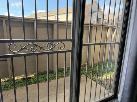 6701 Sands Point Drive 48 Houston TX 77074