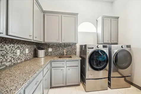 22009 Holly Creek Trail Tomball TX 77377