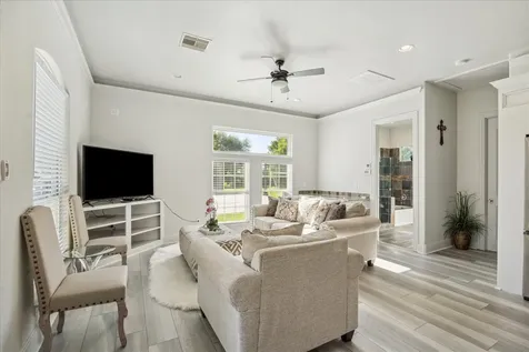 22009 Holly Creek Trail Tomball TX 77377