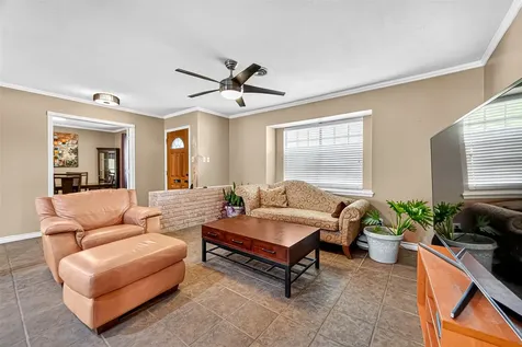 10302 Ivyridge Road Houston TX 77043