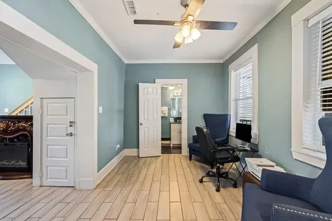 2813 Bernardo De Galvez Galveston TX 77550