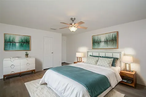 9850 Pagewood Lane 1806 Houston TX 77042