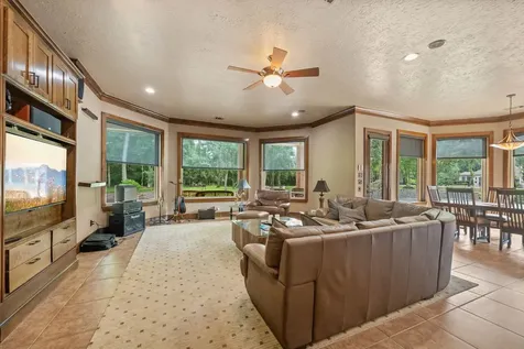 9453 Deer Path Lane Magnolia TX 77354