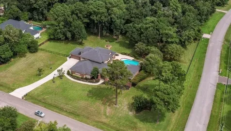 9453 Deer Path Lane Magnolia TX 77354