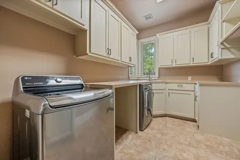 9453 Deer Path Lane Magnolia TX 77354