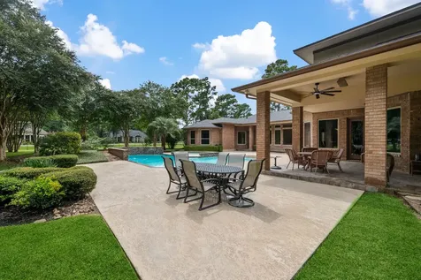9453 Deer Path Lane Magnolia TX 77354