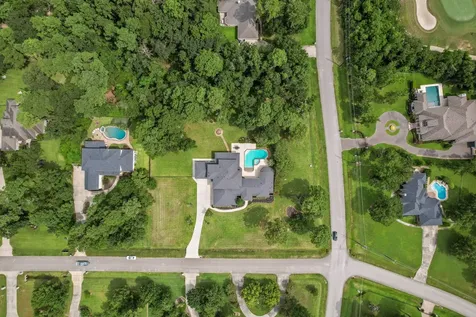 9453 Deer Path Lane Magnolia TX 77354