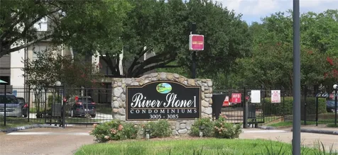 3025 Walnut Bend Lane 21 Houston TX 77042
