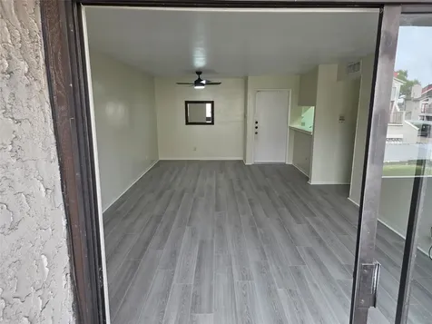 3025 Walnut Bend Lane 21 Houston TX 77042