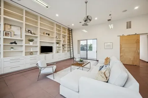 118 Tuam Street Houston TX 77006