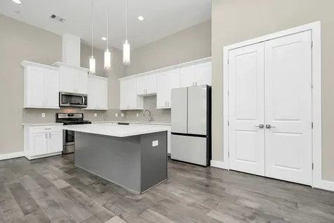 5507 Beall Street A Houston TX 77091