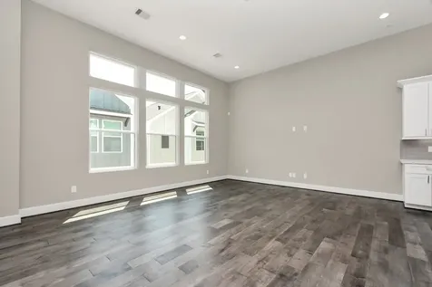 5507 Beall Street A Houston TX 77091