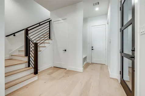 3909 Driscoll Street Houston TX 77098