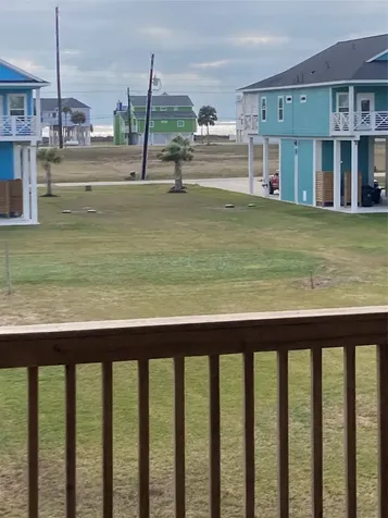 18307 Warrior Road Galveston TX 77554