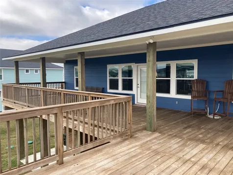 18307 Warrior Road Galveston TX 77554