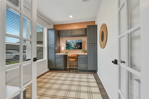 2001 Penwern Alley Lane League City TX 77573
