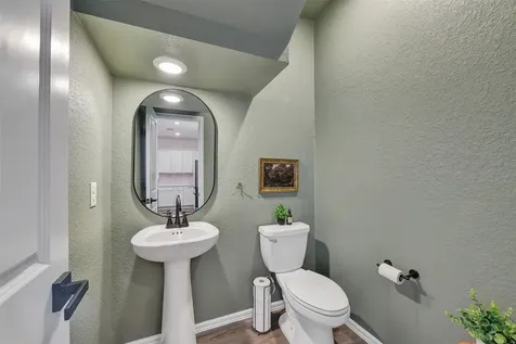 2001 Penwern Alley Lane League City TX 77573