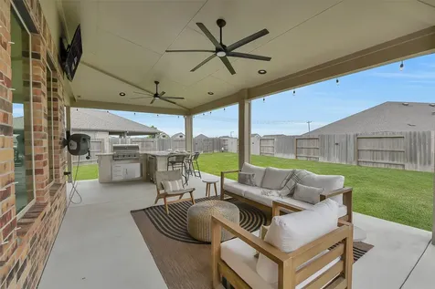 2001 Penwern Alley Lane League City TX 77573