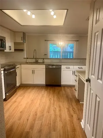 5005 Georgi Lane 14 Houston TX 77092