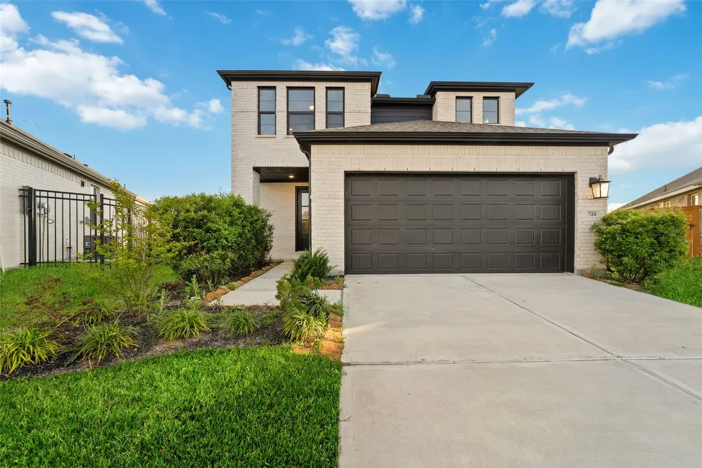 720 Lake Lacosta Drive Katy TX 77493