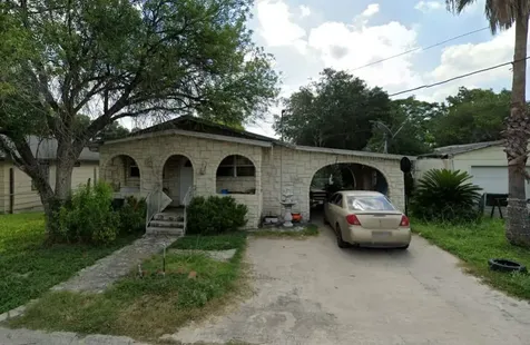 2009 Joslin Street Alice TX 78332
