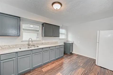 7028 Saint Augustine Street Houston TX 77021