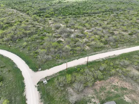 Lot 32 Pr Frio Estates Drive Moore TX 78057