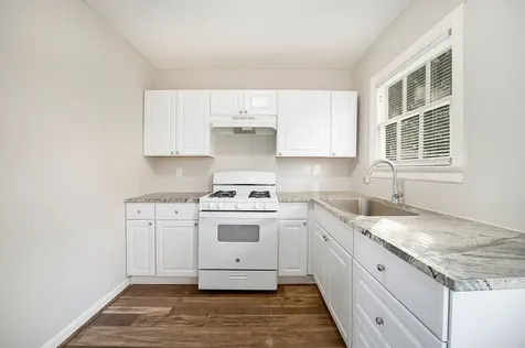 10406 Wiggins Street Houston TX 77029
