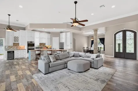 10863 Bourbon Street Willis TX 77318