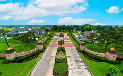 10863 Bourbon Street Willis TX 77318