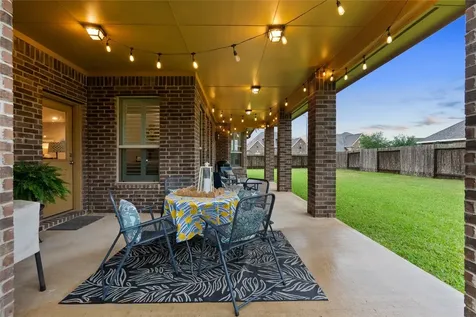 4224 Walnut Bend Drive Friendswood TX 77546