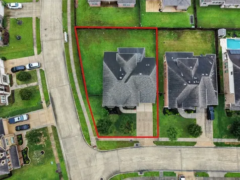 4224 Walnut Bend Drive Friendswood TX 77546