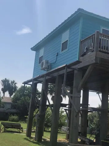 1021 N Sage Road Crystal Beach TX 77650