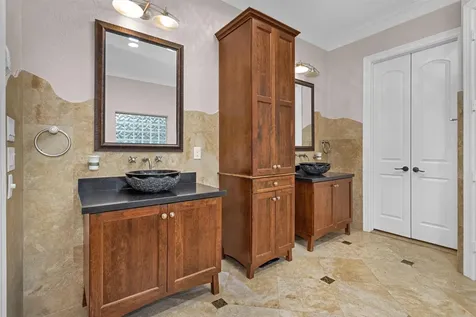 11018 Lake Windcrest Magnolia TX 77354