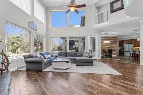 11018 Lake Windcrest Magnolia TX 77354