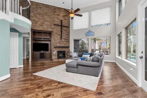 11018 Lake Windcrest Magnolia TX 77354