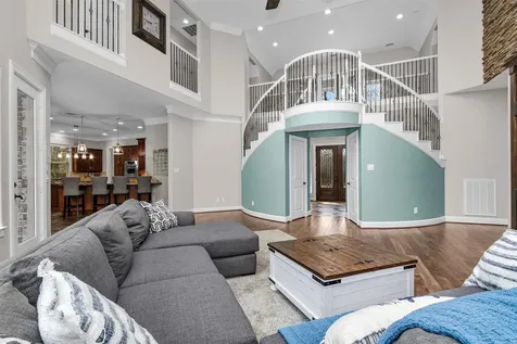 11018 Lake Windcrest Magnolia TX 77354