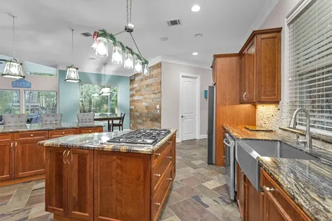 11018 Lake Windcrest Magnolia TX 77354