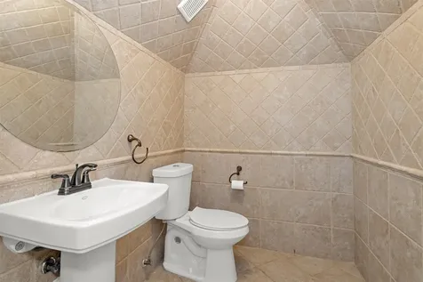 11018 Lake Windcrest Magnolia TX 77354