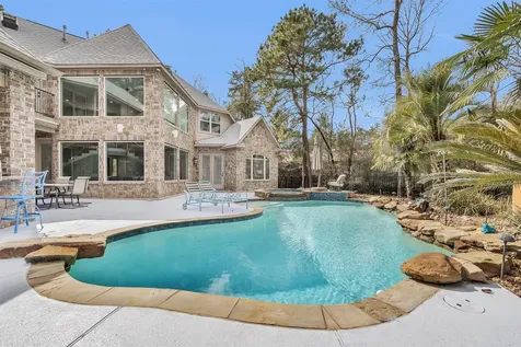 11018 Lake Windcrest Magnolia TX 77354