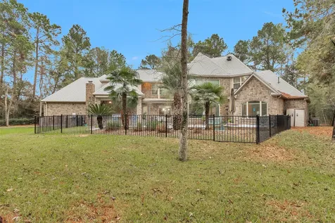 11018 Lake Windcrest Magnolia TX 77354