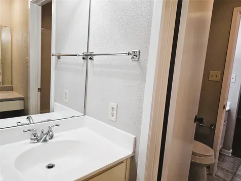 6111 Beverly Hill Street 38 Houston TX 77057