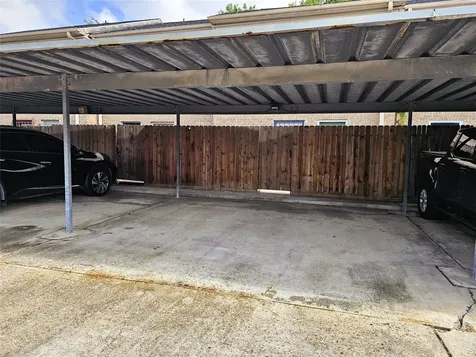 6111 Beverly Hill Street 38 Houston TX 77057