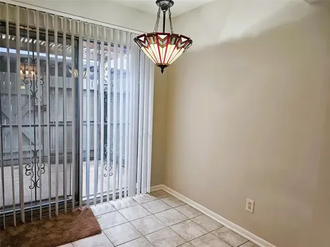 6111 Beverly Hill Street 38 Houston TX 77057
