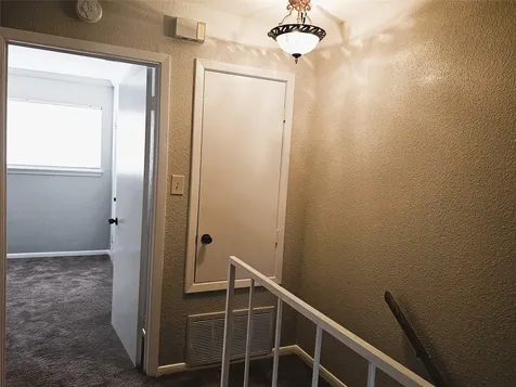 6111 Beverly Hill Street 38 Houston TX 77057